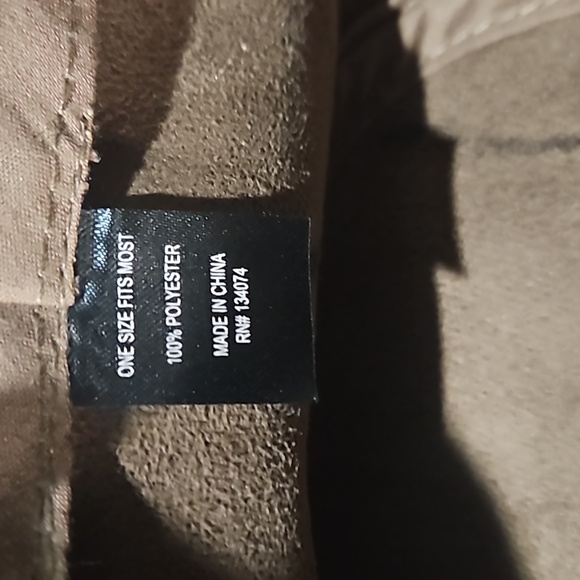 Winter/Fall floppy hat - Picture 6 of 10